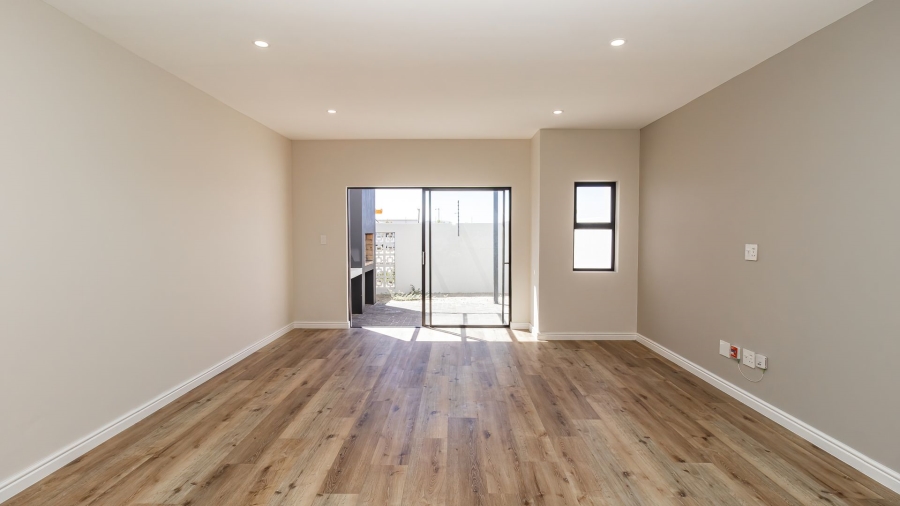 To Let 3 Bedroom Property for Rent in Sandown Western Cape